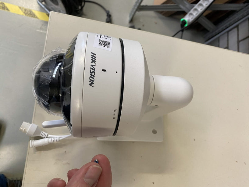 Hikvision DS-2CV2141G2-IDW 4MP WIFI IR leds 2-weg Audio DEMO